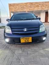 A picture of Toyota IST 2004 1290Cc Bei 10M Location Dar es salaam