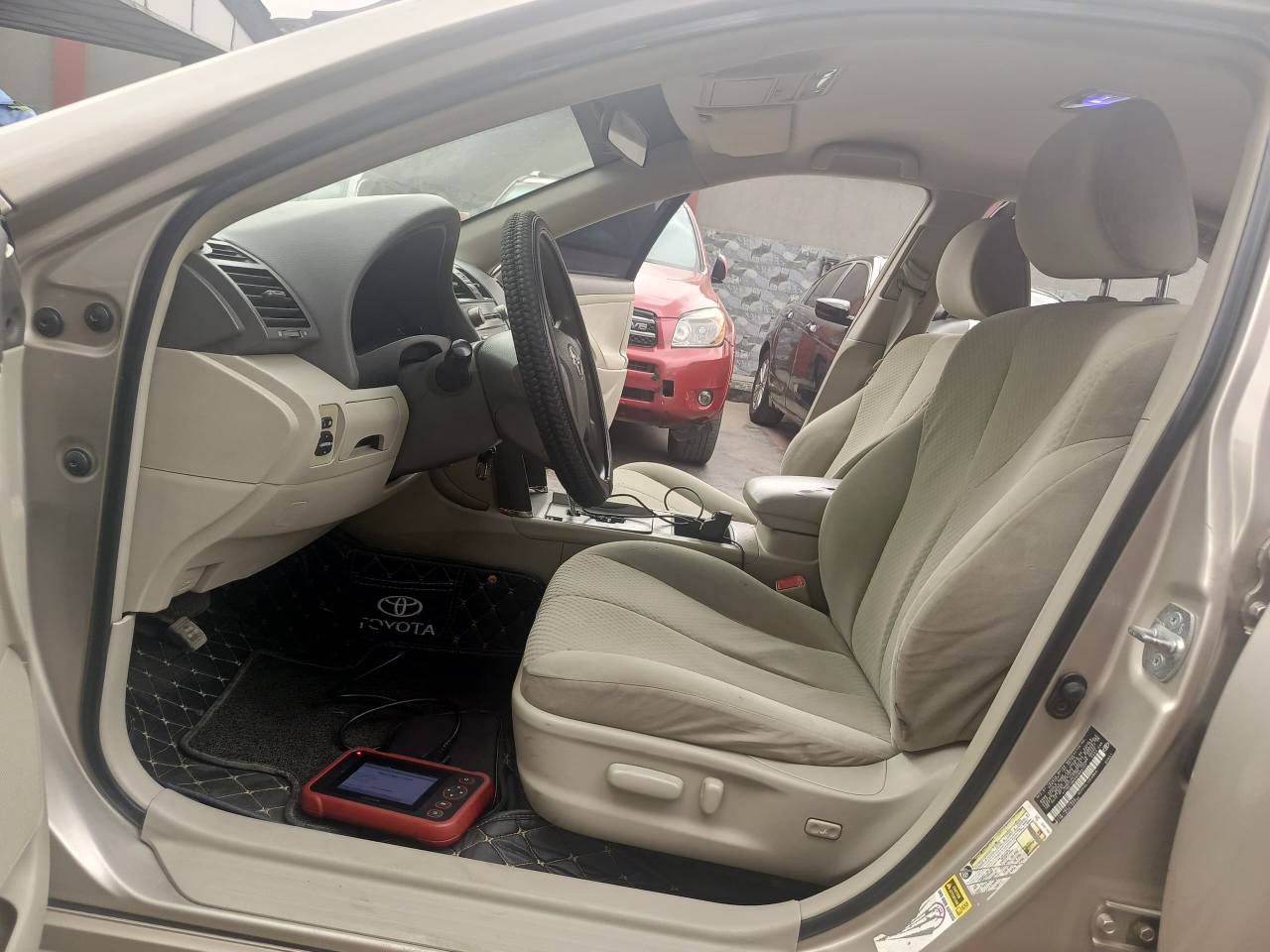A picture of 2 Months Registered Toks Standard First Body 2009 Toyota Camry