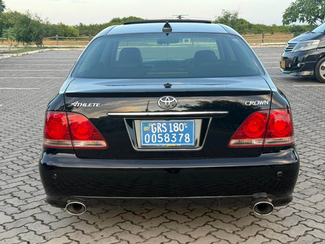 A picture of CROWN ATHLETE CHESIS PRICE 26M Registration 0765242424 Call WhatsApp INSTAGRAM
