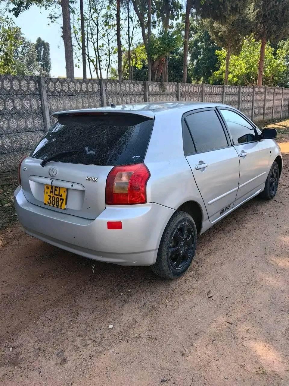 used toyota runx