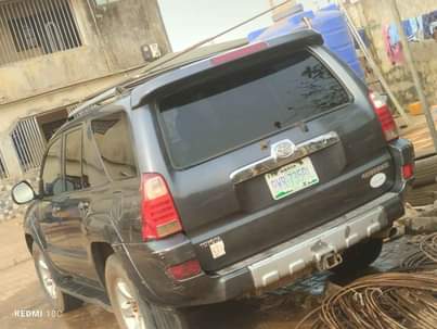 A picture of 4runner 2005