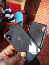 A picture of IPhone x 256gb everything working well 0702213987