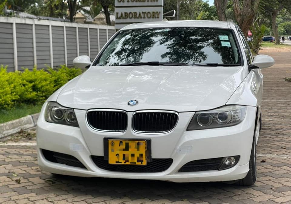 classifieds/cars bmw