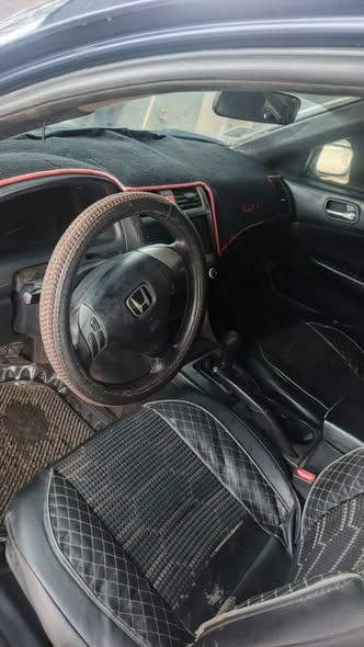 A picture of Honda Accord uk