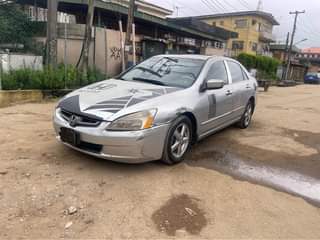 A picture of Honda accord first body
