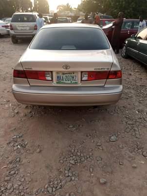 A picture of 2000 Toyota Camry Big light
