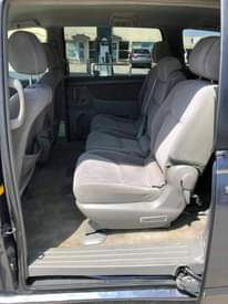A picture of 2006 TOYOTA 06 sienna