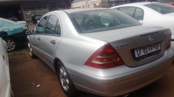 mercedes benz c180