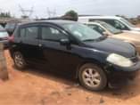 A picture of Nissan Versa 2010