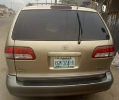 A picture of Toyota Sienna 2002 model Condition Registered Super Clean interior Super