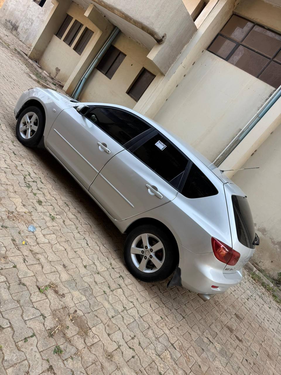A picture of Mazda3 2008 model manual transmission am the owner direct 2