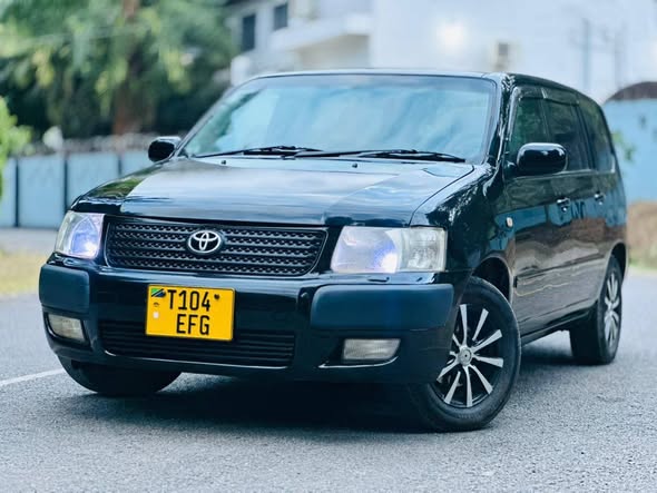A picture of TOYOTA SUCCCED EFG INAUNZWA ML14 800 000 ENGINE SAFI GEAR