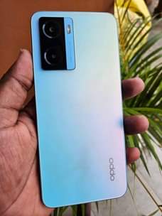 A picture of OPPO A77