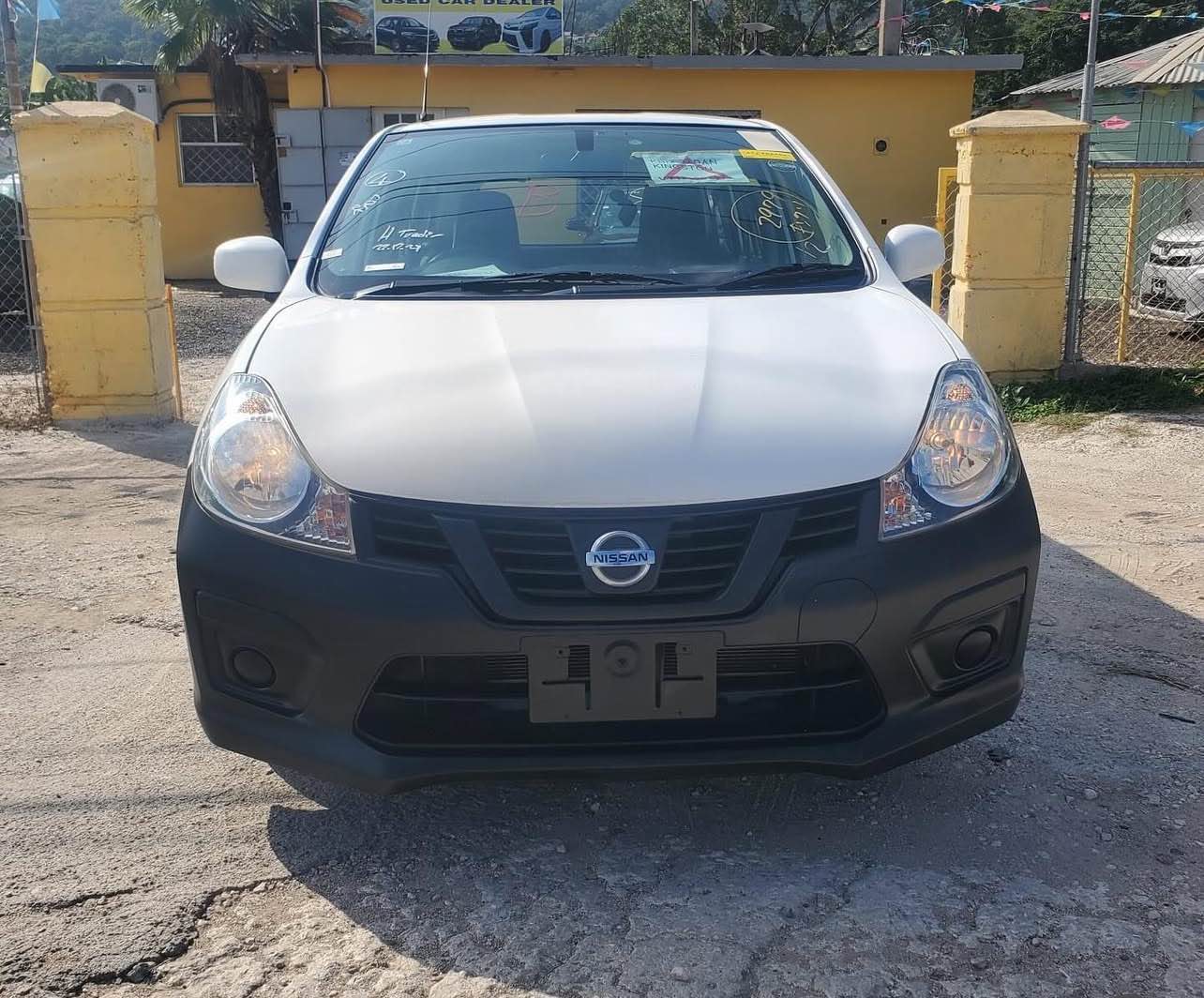 nissan ad wagon