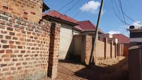 A picture of 2 bedrooms house and 4 rentals