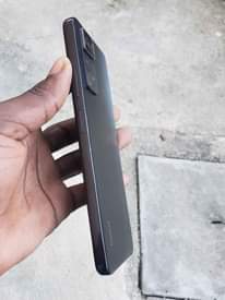 A picture of Redmi note 11 pro LIPA 275 000 TU