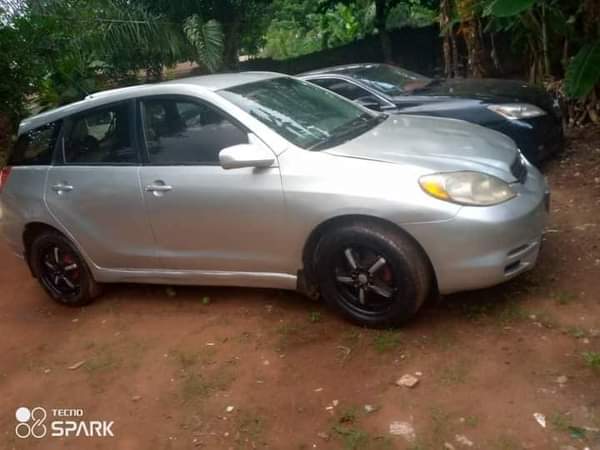 A picture of I have this 2004 Toyota Matrix for sale Belgium engine