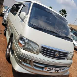 A picture of HIACE 2002 32M