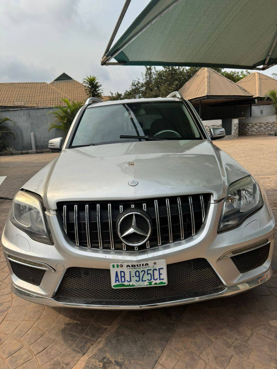 A picture of 2011 GLK 350