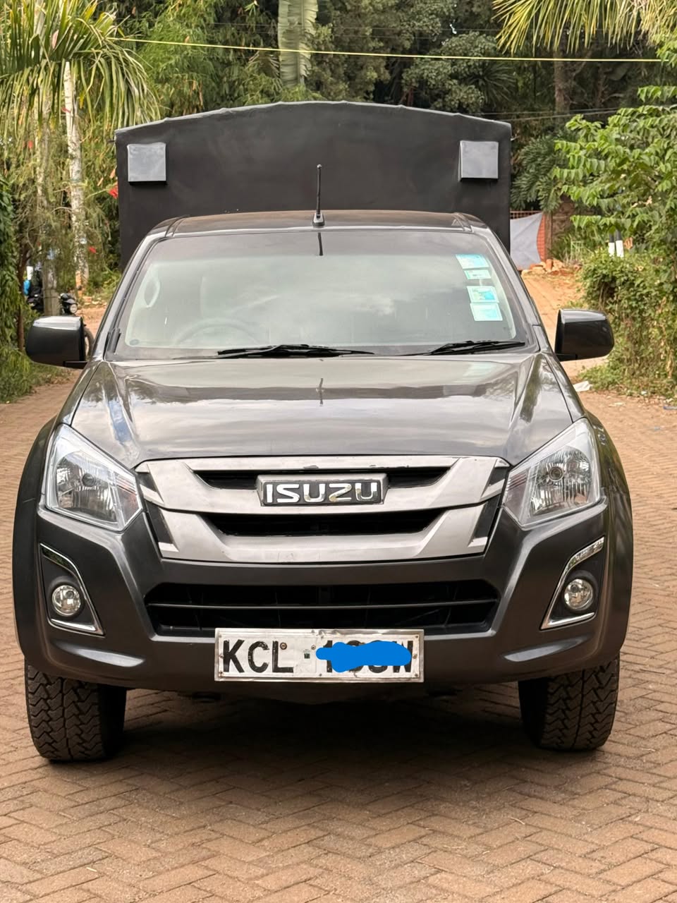 isuzu dmax