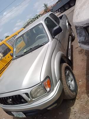 A picture of Good deal Clean Toyota Tacoma 2006 everything working perfectly AC