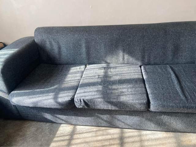 classifieds/furniture sofas