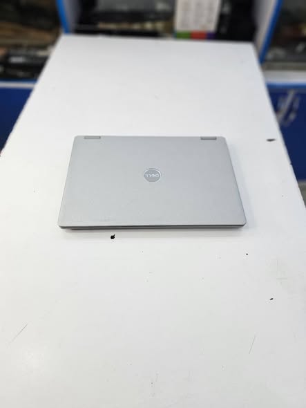 A picture of Dell latitude 3310 2 in 1
