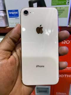 A picture of IPHONE 8