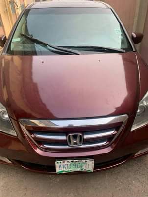 A picture of 2008 Honda Odyssey in very good condition sound engine gear