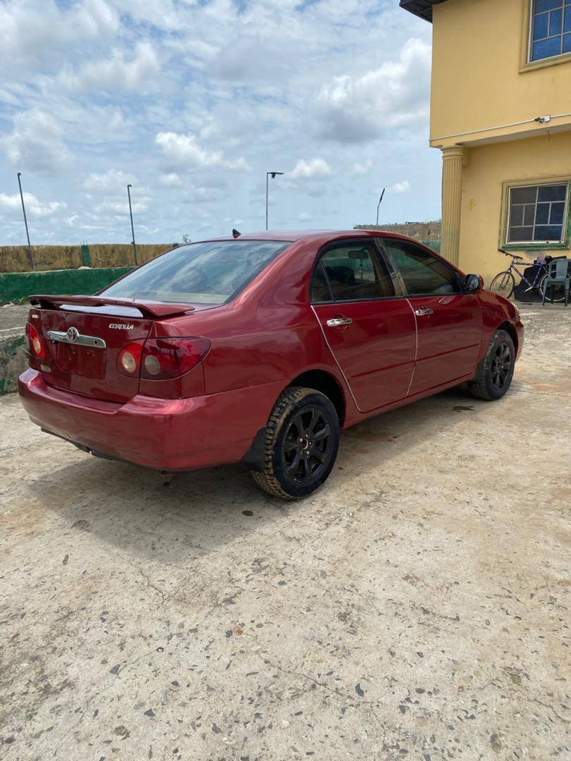 A picture of Toyota Corolla 2003