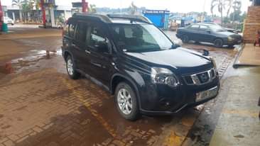 A picture of Nissan X trail