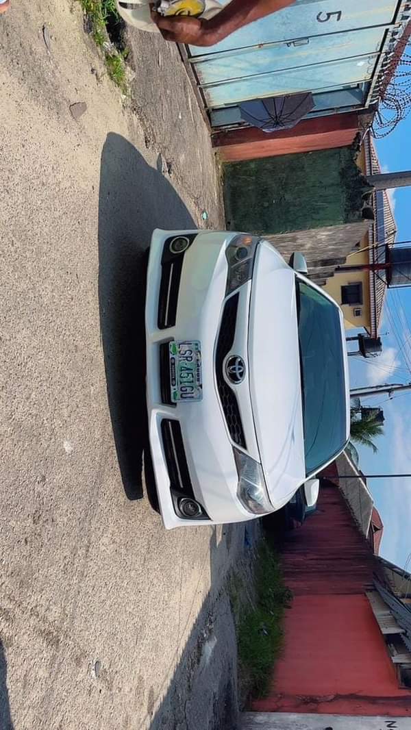 A picture of Toyota Camry 2014 model buy and flex sound engine and