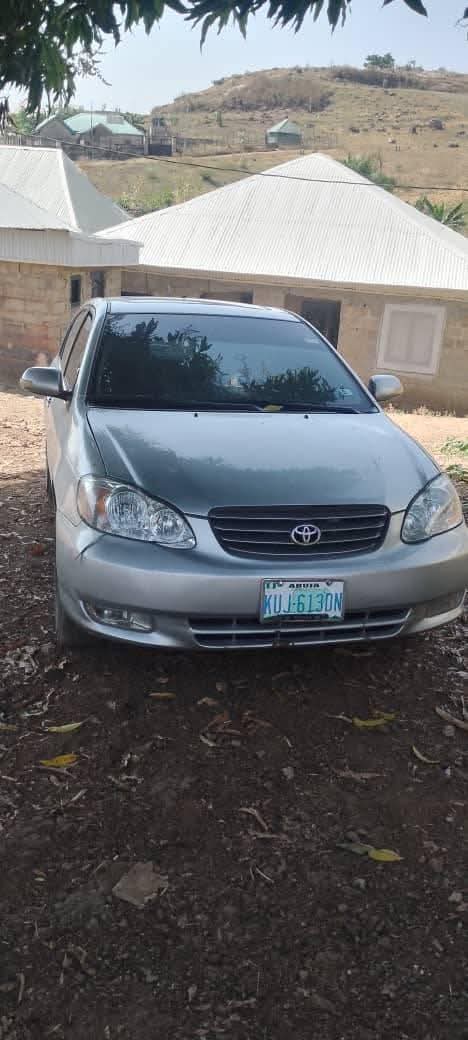 A picture of Car s
