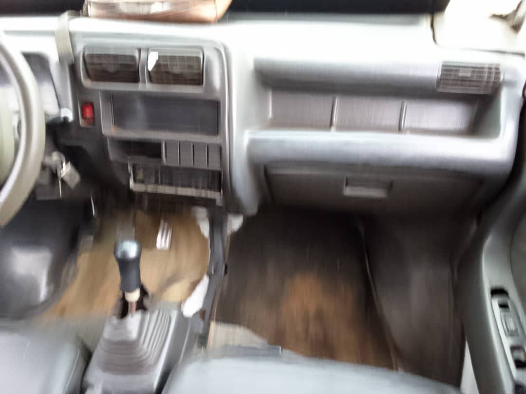 A picture of Suzuki mini bus