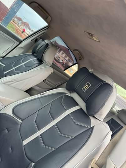 A picture of Camry 08