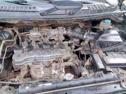 A picture of Nissan Tino