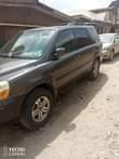 A picture of Honda pilot