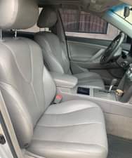 A picture of Toyota Camry 2009 first body neatly used By and drive