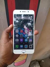 A picture of Vivo y67
