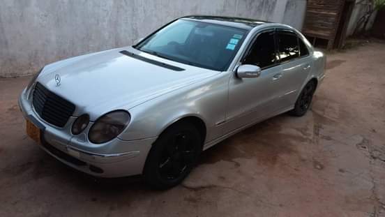 classifieds/cars mercedes