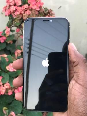 A picture of Iphone X