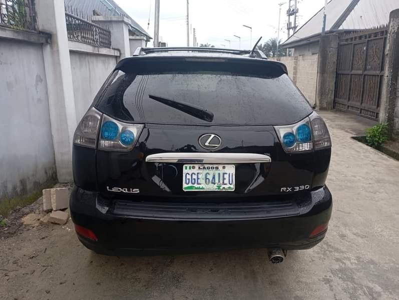 A picture of Just in Dealer market Lexus RX330 2005 everything is working