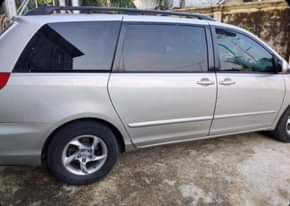 A picture of This one is a First body 2008 Toyota Sienna up