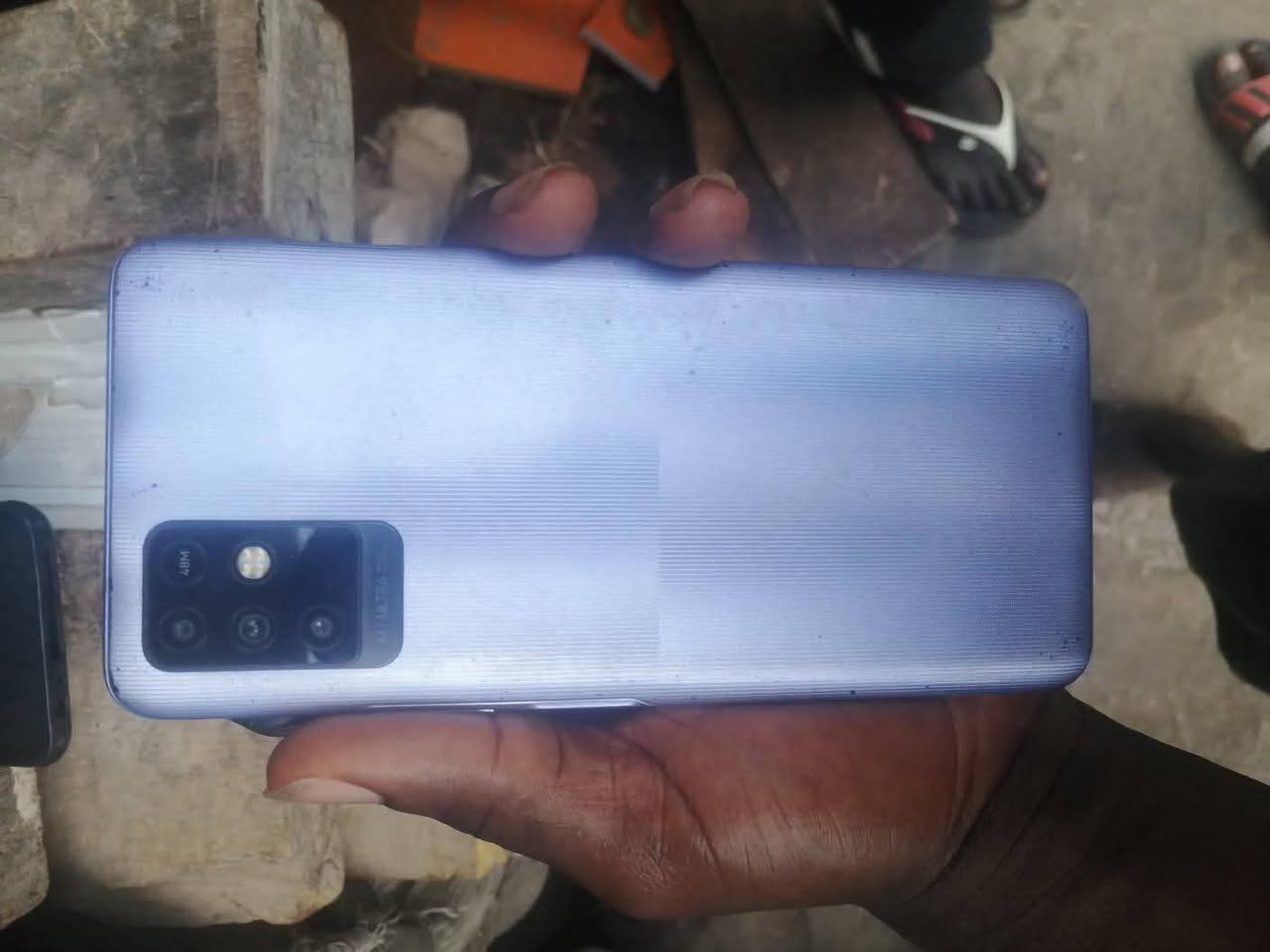 A picture of Infinix note 10