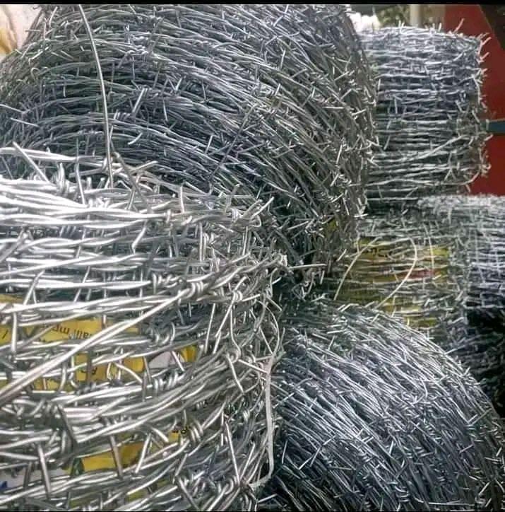 A picture of CHAINLINK ON SALE AT 150000 WITH FREE DELIVERY CALL 0787285638