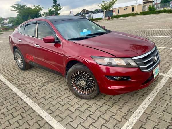 A picture of Admin please approve 2010 Honda crosstour Untampered engine Untampered gear
