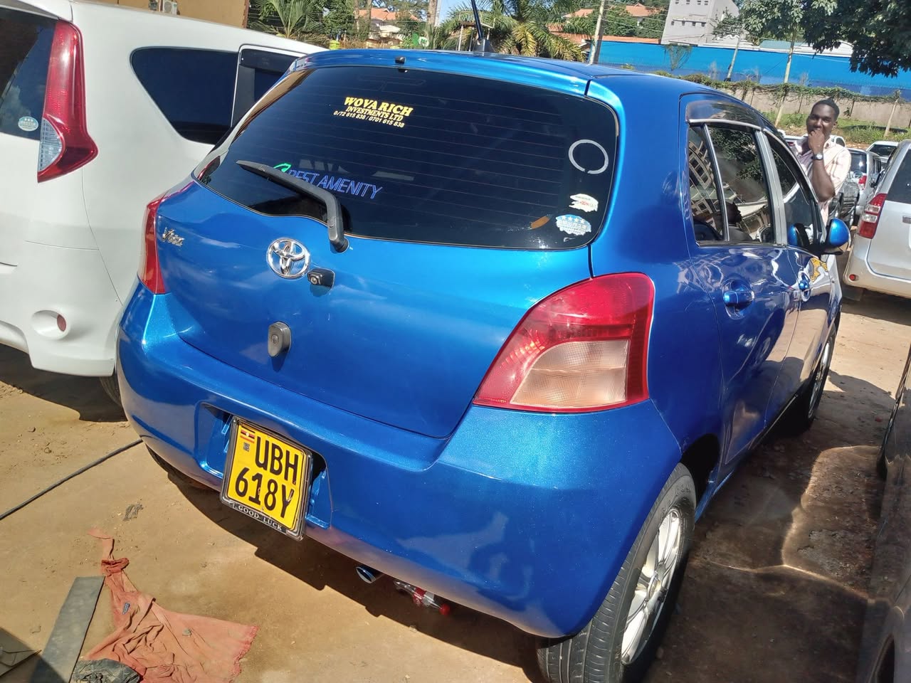 A picture of TOYOTA VITZ