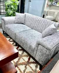A picture of Sofa nzuri sana