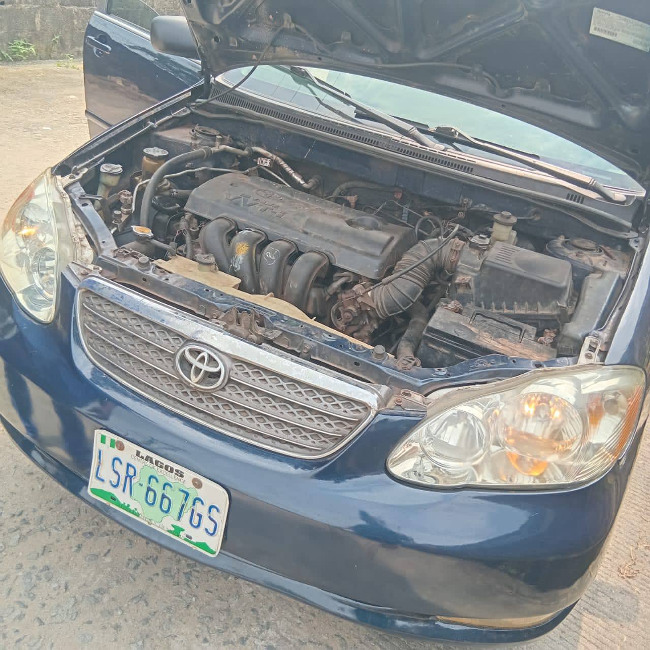 A picture of TOYOTA COROLLA