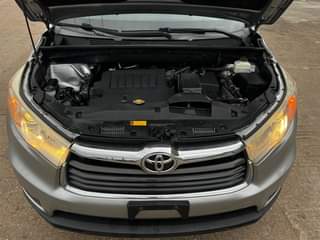 A picture of 2015 Toyota Highlander XLE